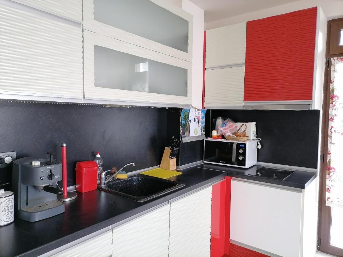 White Home-Apartament Бургас Экстерьер фото